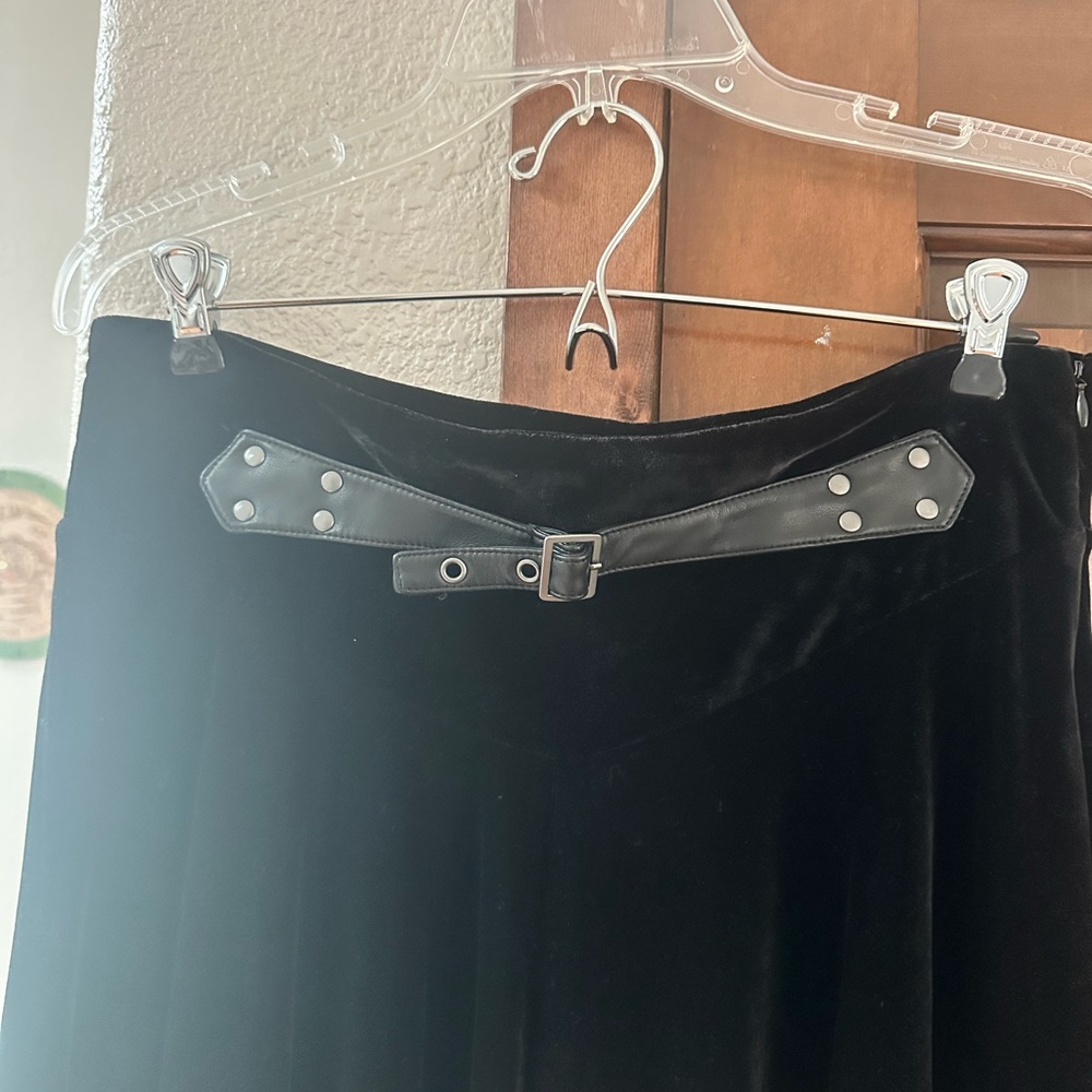 Killstar Lucarna Skirt - Picture 7 of 11